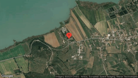 Camping y pueblo Polvese